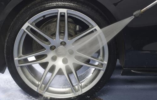 Autoglym 5 Litre Acid Wheel Cleaner removes brake dust and dirt 07005AG - Wheel Cleaner 3 hi-res-large.jpg